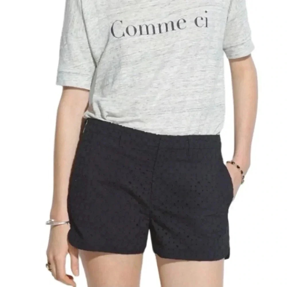 MADEWELL | Black Eyelet Lace Low-Rise Dolphin Hem Shorts Size 8